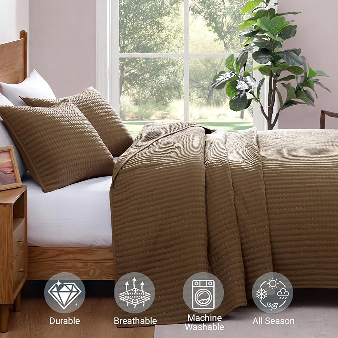 King Size Quilt-Lightweight Coffee Bedspreads King Quilt Bedding Set | Soft Coverlet with 2 Pillow Shams for All Seasons, Suitable for Bed, Couch, 3 Pieces, 106"x94"