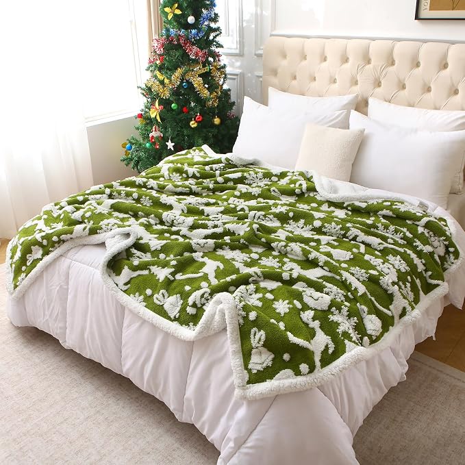 Christmas Green Knitted Sherpa Throw Blanket for Couch Bed Sofa 60"x80" | Ultra-Plush Comfort Decorative, Soft, Colorful Home, Couch, Outdoor, Travel Use Gift Choice Machine Wash