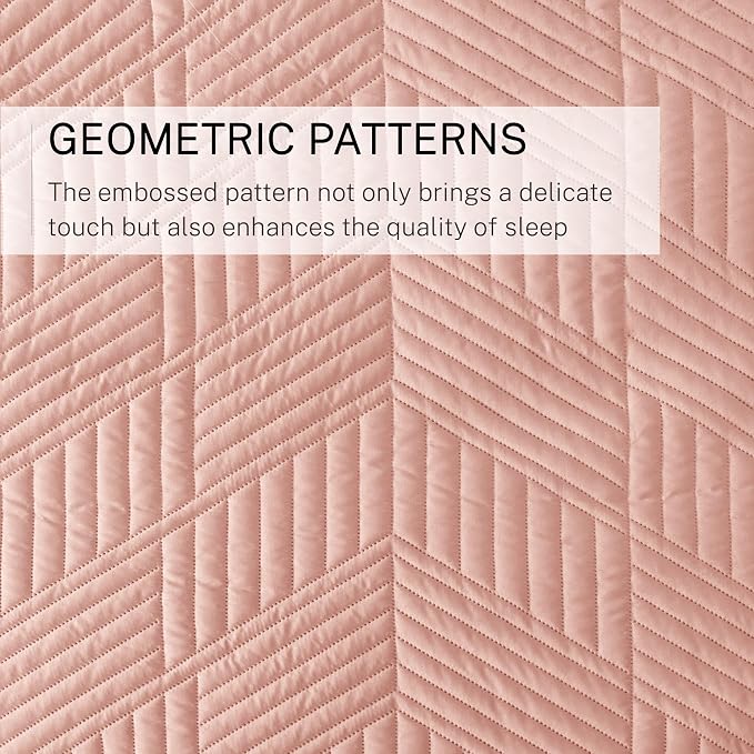 Exclusivo Mezcla Ultrasonic Twin Quilt Bedding Set, Blush Pink | Lightweight Bedspreads, Soft Microfiber, Modern Geometric Coverlet, All Season Bed Cover, 1 Quilt and 1 Pillow Sham