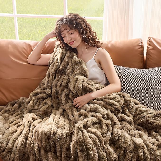 Lotus Karen Faux Fur Throw Blanket, 900 GSM Dual-Sided Soft Ruched Twin Blanket for Couch, Fluffy Cozy Fuzzy Plush Throw Gifts for Women Man Bedroom Living Room (Tie-Dye Dark Coffee, 60"x80")