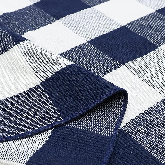SEEKSEE Buffalo Plaid Outdoor Rug 3' x 5' Navy Blue and White Front Door Mat, Layering Rug for Porch, Washable Doormat, Front Porch Rug for Outdoor Entrance Entryway Patio Porch Decor