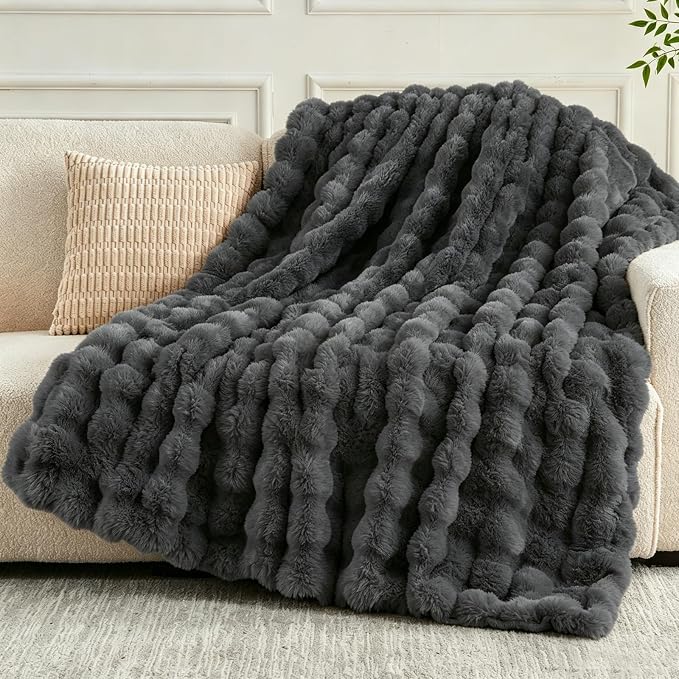 NEWCOSPLAY Faux Fur Fluffy Bubble Throw Blanket for Couch, Grey, 50"x60" | Soft Thick Warm Bubble Blanket for Couch Sofa Bed 550GSM, Plush Cozy Luxury Decorative Throw, Gift for Women Men