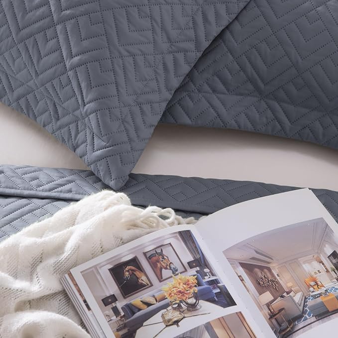 EXQ Home Twin Quilt Set Lightweight Squares Pattern Bluish Grey Bedding Set | Soft Microfiber Bedspread, Breathable & Wrinkle-resistant Coverlet. All-season Use for Hot Sleepers. 2-pc Set with 1 Sham