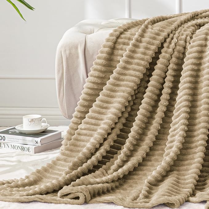 BEDELITE Ribbed Jacquard Brown Fleece Throw Blanket for Couch, 50x60 Inch | Soft Warm Decorative Fluffy Blanket, Cozy Plush Lightweight Fuzzy Throw Blanket for Bed Sofa Home Room Decor, Gift for Women