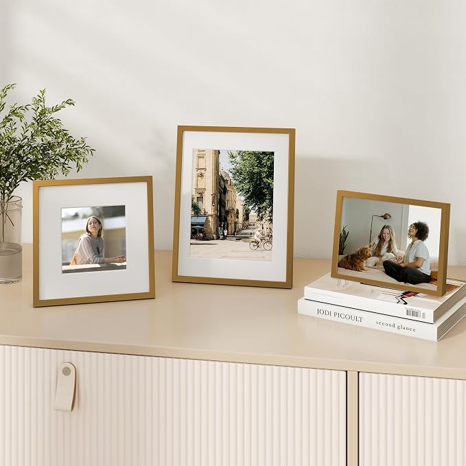Fun Memories 5x7 Metal Picture Frame - 5 x 7 Metal Photo Frames with 4x6 Removable Mat- Ideal for Wall or Tabletop Display - Wall Hook Hanging Hardware Included (Bronze, 1 Pack)