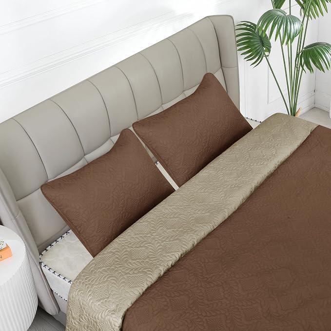 Easy-Going Reversible Quilt Set Full/Queen, Bedspread with 2 Shams | Olive leaf-Brown/Beige, Lightweight Microfiber Bed Comforter, 1 Quilt + 2 Pillow Shams, All-Season Coverlets for Bedroom