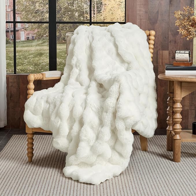 Lotus Karen King Size Faux Fur Blanket Cream White - Big Bubble Rabbit Fluff Throw for Bed Large Fluffy Fuzzy Cozy Thick Furry Plush Shaggy Blankets 108x90 Inches