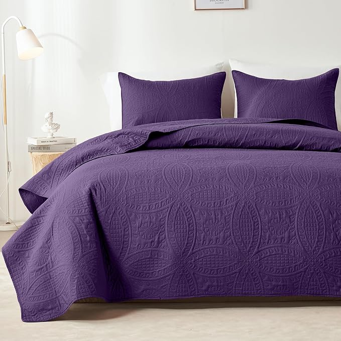 akkialla Purple Twin Quilt Set, Ultrasonic Lightweight Bedspread Coverlet for Modern Minimalist Bedroom, Soft Microfiber Coin Pattern Bedding, 2-Piece (1 Quilt, 1 Pillow Sham) | Breathable fabric