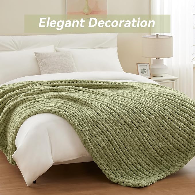Negwoo Chunky Knit Throw Blanket, Knitted Throw Chenille Yarn, 30"*40" | Soft Thick Cable Knitted Blankets, Handmade Big Thick Blanket, Machine Washable Cute Comfy Blanket for Home Decor,Light green