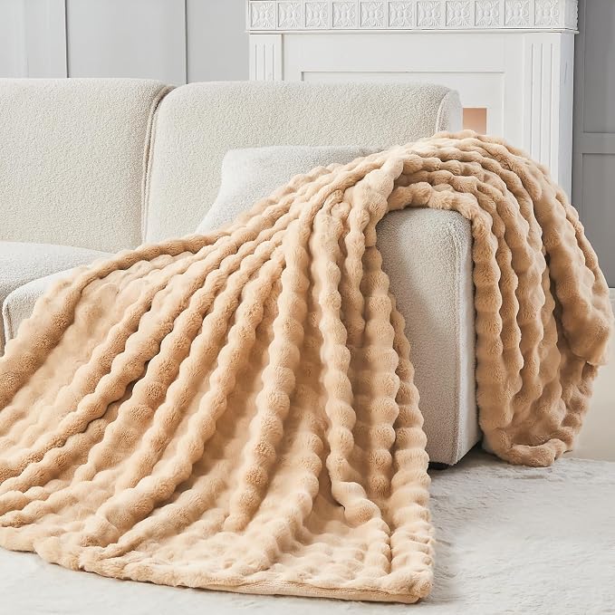 NEWCOSPLAY Faux Fur Fluffy Bubble Throw Blanket for Couch, Brown, 50"x60" | Soft Thick Warm Bubble Blanket for Couch Sofa Bed 550GSM, Plush Cozy Luxury Decorative Throw, Gift for Women Men
