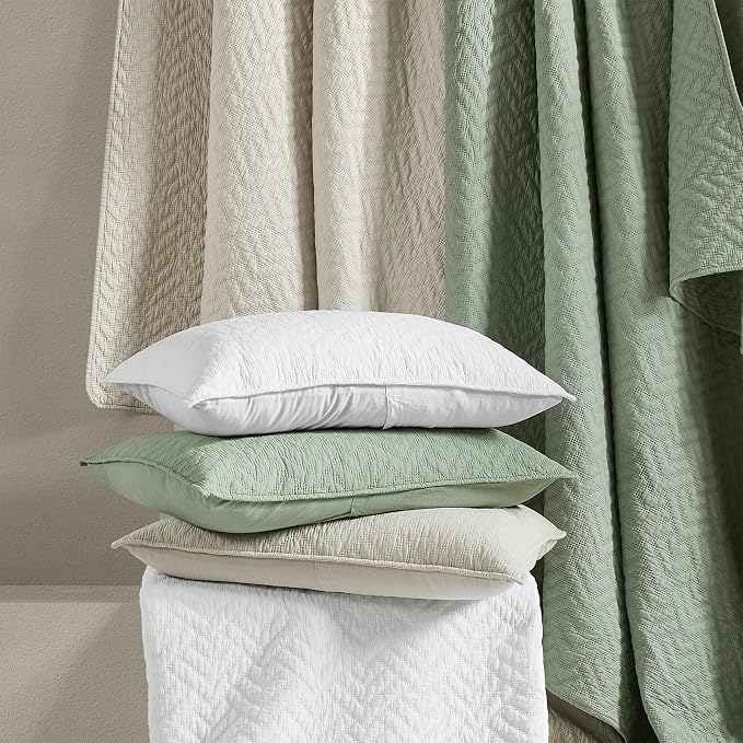 palassio White 100% Cotton Quilt King Size Bedding Sets with 2 Pillow Shams, Lightweight Textured Farmhouse Country Bedspread Soft Shabby Chic Patterned Coverlet for All Season, 3 Pieces