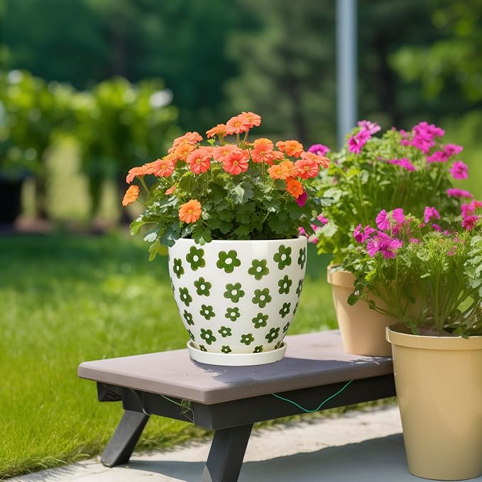 MPotTo 8.2 Inch Plant Pot - Ceramic Flower Pot, Petal White