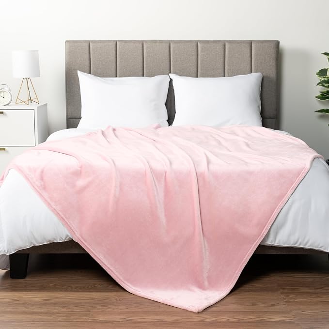 PAVILIA Light Pink Fleece Throw Blanket for Couch, Blush Pink Soft Fuzzy Flannel Throw for Sofa, Luxury Plush Microfiber Bed Blanket, Cozy Home Decorative Velvet Gift Blanket, 50x60