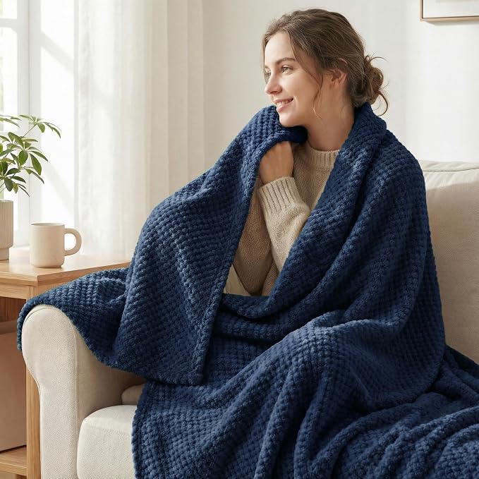Exclusivo Mezcla Soft Waffle Fleece Bed Blanket Twin Size, Navy | Lightweight Plush Blanket for Bed, Couch, Sofa, Cozy Fluffy Design for Bedroom, Guest Room, All Season, 60x80 Inches