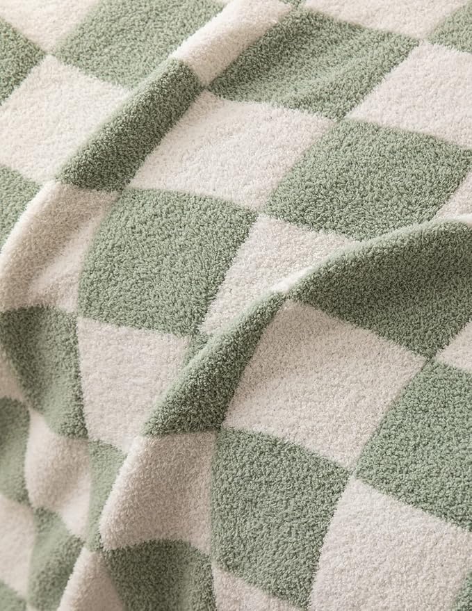 Ultra-Soft Buffalo Checkerboard Grid Fluffy Microfiber Knitted Throw Blanket Super Cozy Lightweight Checkered Bed Blanket for Sofa Couch Bed Matcha 51"X63"