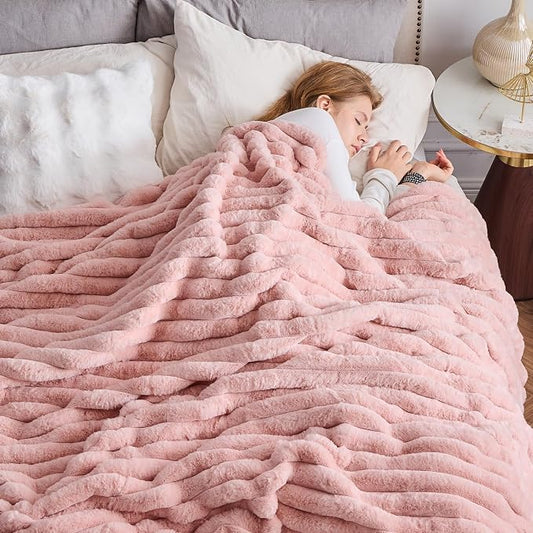 NEWCOSPLAY Faux Fur Ribbed Twin Blanket for Couch, Pink, 60"x80" | Plush Soft Thick Warm Blanket for Couch Sofa Bed 850GSM, Fluffy Cozy Luxury Decorative Throw, Gift for Women Men