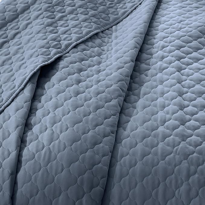 HORIMOTE HOME Quilt Twin Size Dusty Blue, Lightweight Quilt for Summer Ultra-Soft Microfiber Modern Style Quilted Clouds Pattern Bedspread Quit Set 2 Pieces (1 Quilt and 1 Pillow Sham)
