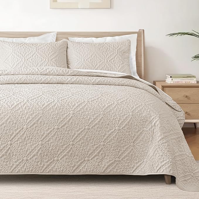 Exclusivo Mezcla King Quilt Set, Brich Beige | Lightweight Soft Bedspreads Coverlets, All Season Bedding with 2 Pillow Shams, Modern Style for Bedroom Guest Room