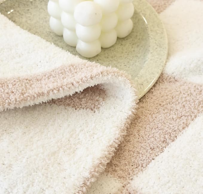 Ultra Soft Cozy Checkered Knitted Throw Blanket Fluffy Microfiber Checkerboard Bed Blanket Lightweight Both Sides Blanket for Couch Sofa Bed (Cream, Throw 50“x60”)