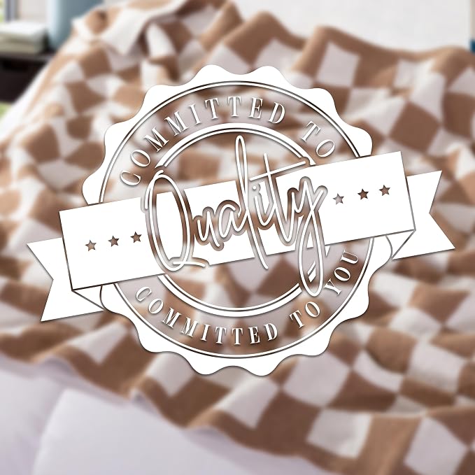 Elegant Comfort Premium Valentine's Day Throw Blanket - Ultra Soft and Lightweight, Luxury Knitted Breathable Love Pink Hearts Warm and Cozy Valentine Decor Blankets, 50 x 70 Inch, Wild Hearts