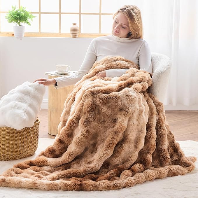 NEWCOSPLAY Faux Fur Bubble Twin Blanket for Couch, Tie-Dye Beige, 60"x80" | Fluffy Soft Thick Warm Bubble Blanket for Couch Sofa Bed 700GSM, Plush Cozy Luxury Decorative Throw, Gift for Women Men