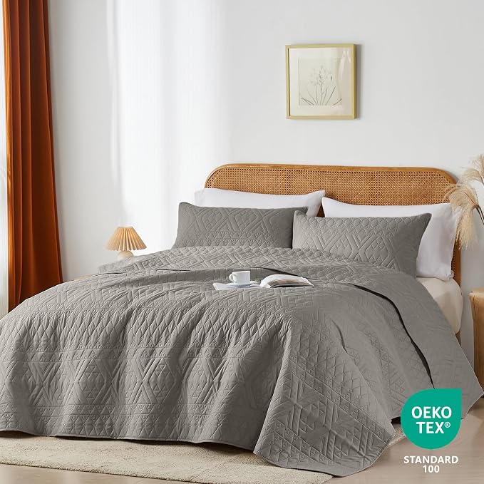 akkialla Twin Size Quilt Bedding Set,Dark Grey Lightweight Microfiber Soft Bedspreads,Modern Style Geoetric Pattern Coverlet Set for All Seasons,2 Piece(1 Quilt,1Pillow Sham)