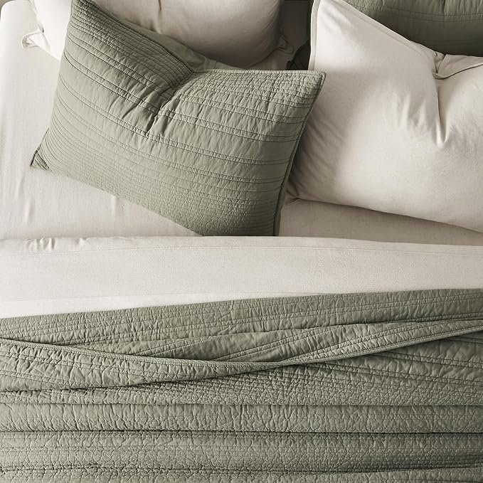 EVERGRACEHOME 100% Cotton Modern Lines Quilt Set King Size, Olive Green | Pre-Washed Soft Cotton, Striped Coverlet Bedspread, 3 Piece Lightweight Bedding Set for All Season, with 2 Pillow Shams