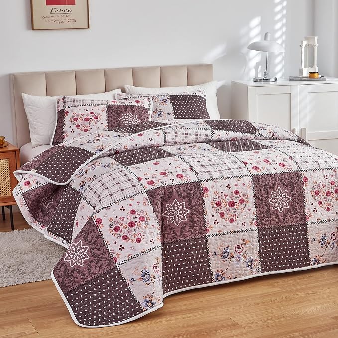 Patchwork Quilt Set King Size, 3 Pieces Brown Floral Plaid Summer Bedspread Coverlet Set, Soft Microfiber Reversible Lightweight Bed Cover for All Season (102" x 90", 1 Quilt+ 2 Pillow Shams)