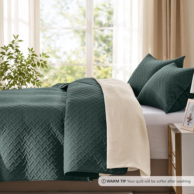 FLYMME Twin Quilt Set,Lightweight Forest Green Bedspreads,Basket Weave Pattern,Ultra Soft Microfiber Bedspread Bed Coverlet 2 Pieces for All-Seasons (1 Quilt,1 Shams)