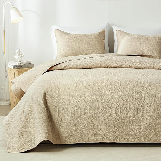 akkialla 118"x106" Beige California King Quilt Set, Oversized Floor-Length Bedspread, Modern Coin Pattern Microfiber Coverlet, 3-Piece All Season Bedding with 2 Pillow Shams