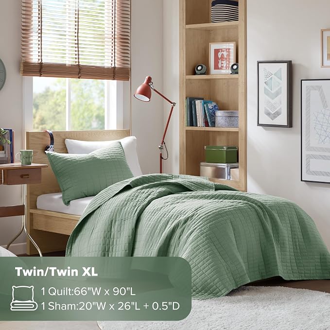 Comfort Spaces Kienna Twin Quilt Bedding Set 2 Piece, 66"x 90" Sage Green | Soft Cozy Lightweight Summer Twin XL Coverlet for College Dorm, Quilted Extra Layer, Modern Casual Bedroom Decor, OEKO-TEX