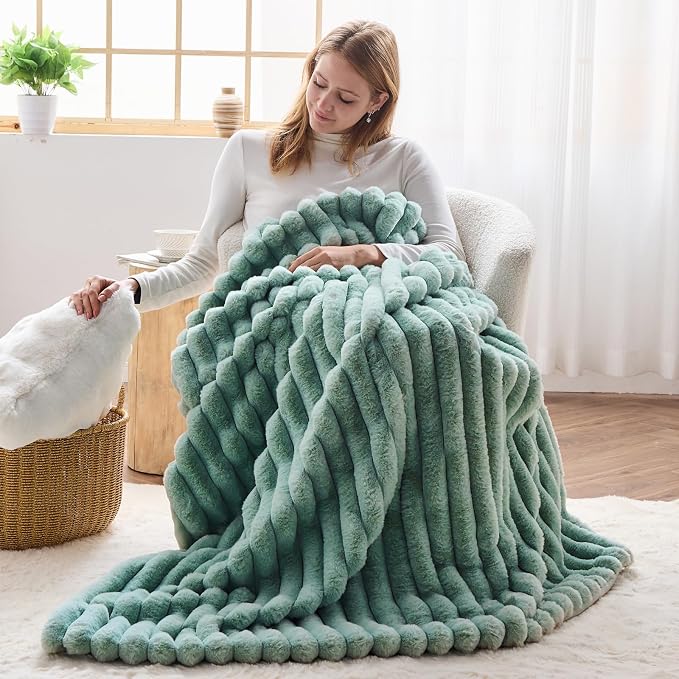 NEWCOSPLAY Faux Fur Ribbed Throw Blanket for Couch, New Sage Green, 50"x60" | Plush Soft Thick Warm Blanket for Couch Sofa Bed 850GSM, Fluffy Cozy Luxury Decorative Throw, Gift for Women Men