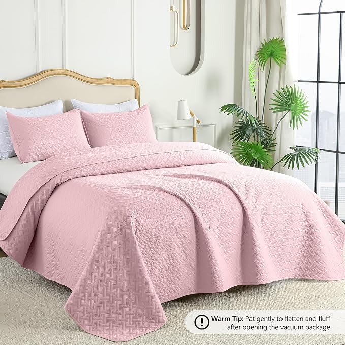 FLYMME Pink Twin Quilt Bedding Set Thin Lightweight Bedspreads,Modern Style Geometric Weave Stripe Pattern,Soft Microfiber Bed Coverlet for All Season (1 Quilt, 1Sham)