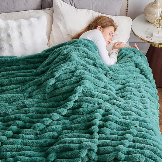NEWCOSPLAY Faux Fur Ribbed Twin Blanket for Couch, Light Teal, 60"x80" | Plush Soft Thick Warm Blanket for Couch Sofa Bed 850GSM, Fluffy Cozy Luxury Decorative Throw, Gift for Women Men