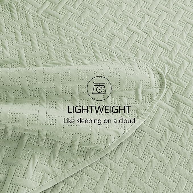 FLYMME Twin Quilt Set, Lightweight Sage Green Bedspreads, Basket Weave Pattern,Ultra Soft Microfiber Bedspread Bed Coverlet 2 Pieces for All-Seasons (1 Quilt, 1 Shams)