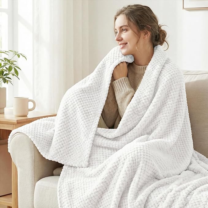 Exclusivo Mezcla Soft Waffle Fleece Bed Blanket King Size, White | Lightweight Plush Blanket for Bed, Bedroom, Cozy Flannel with Waffle Texture, Stylish Home Decor, All Season, 104x90 Inches