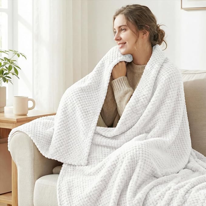 Exclusivo Mezcla Soft Waffle Fleece Bed Blanket Queen Size, White | Lightweight Plush Blanket for Bed, Bedroom, Cozy Flannel with Waffle Texture, Stylish Home Decor, All Season, 90x90 Inches