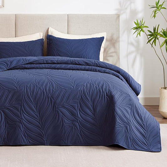 EXQ Home King Quilt Set Leaf Pattern Navy Bedspread | Soft Microfiber Bedspread, Breathable & Wrinkle-resistant Coverlet. All-season Use for Hot Sleepers. 3-pc Set with 2 Shams