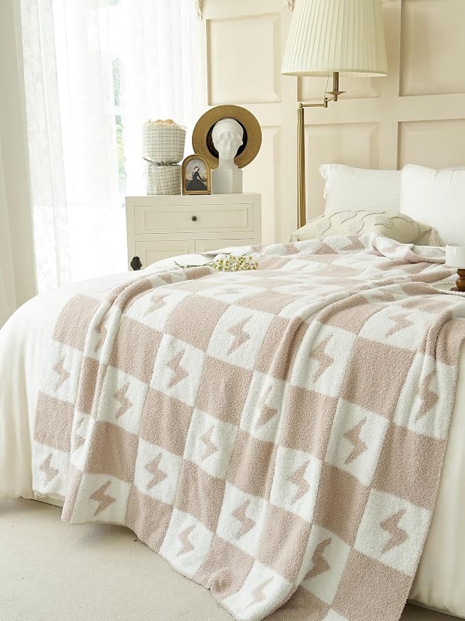 Ultra Soft Cozy Buffalo Checkerboard Grid with Lightning Pattern Fluffy Microfiber Knitted Throw Blanket Lightweight Fleece Checkered Blanket for Sofa Couch Bed Travel