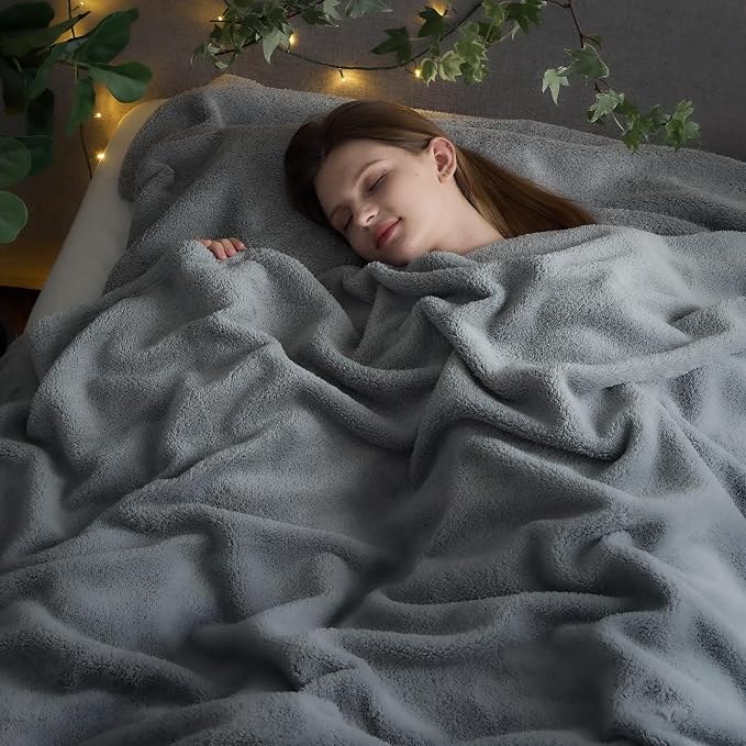 NEWCOSPLAY Knitted Throw Blanket for Couch Sofa Bed, Light Grey, 90"x90" | Super Soft Plush, Fuzzy Fluffy Microfiber, Lightweight Cozy Blanket for Room Decor, All Season Use