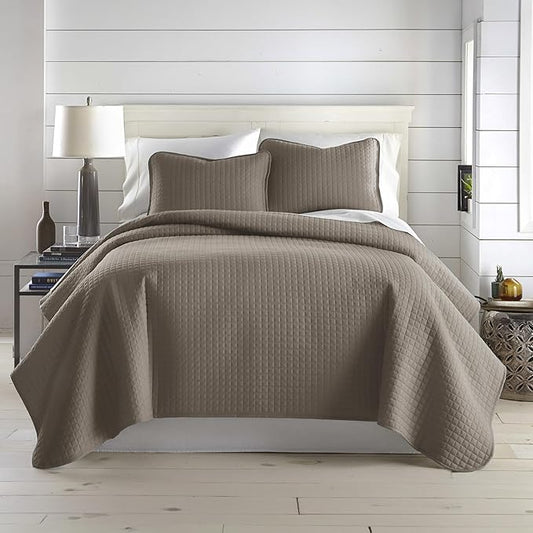 Southshore Fine Living, Inc. Oversized Quilt, King Size Bedding Set, Soft Microfiber, Easy Care Stain and Pet Hair Resistant Bedding, California/King Size Quilt Bedspread Set w/2 Shams, Dark Taupe