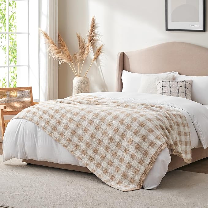 Snuggle Sac Checkered Throw Blanket for Couch, Super Soft Cozy Warm Knit Netural Decorative Fluffy Blankets, Reversible Buffalo Plaid Microfiber Throws for Sofa Bed, Plaid Beige, 50x60 Inches