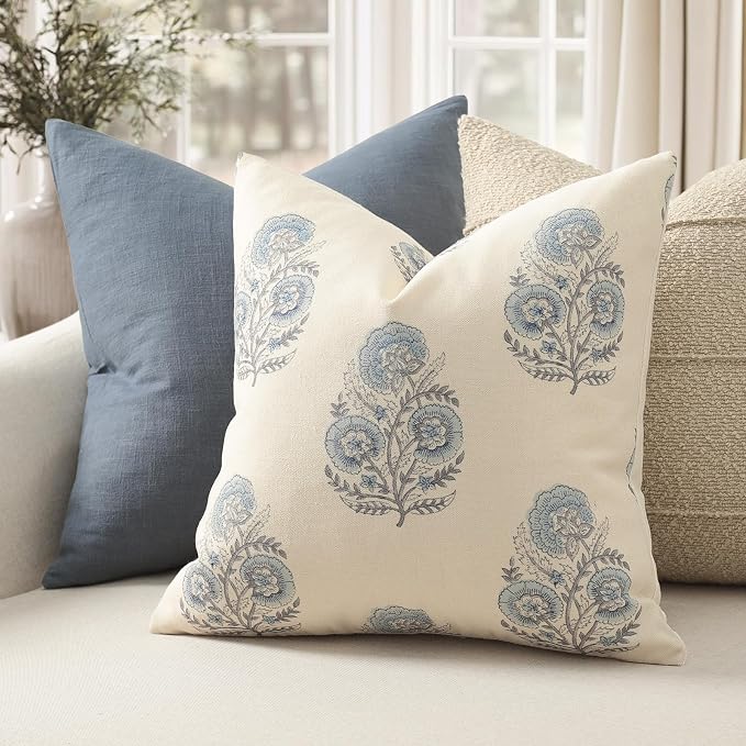 YCOLL Vintage Floral Print Pillow Covers 18x18 Set of 2 Patterned Accent Decorative Cushion Covers Modern Farmhouse Throw Pillow Covers for Sofa Couch Chair Bed Living Room Home Decor, Light Blue