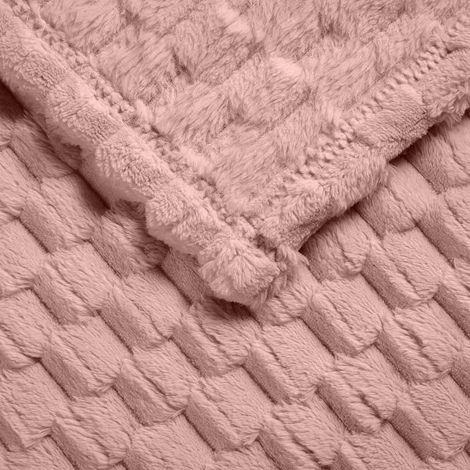 Excervent Hexagon Jacquard Throw Blanket for Bed, 50x70 Inches, Grey Pink | Decorative Fuzzy Flannel Fleece Throw Blanket for Sofa Bed Couch, Super Soft Cozy, Suitable for All Seasons