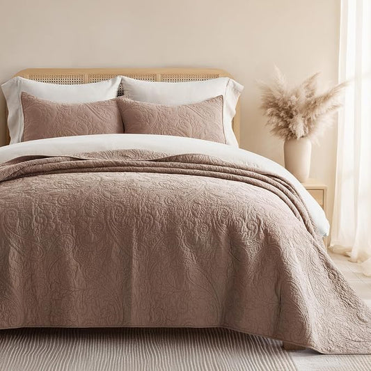 EVERGRACEHOME 100% Cotton Paisley Quilt Set, King Size, Dusty Brick | Prewashed for Softness, Year-Round Breathability, Gift-Ready Box, Matelasse-style Quilted Coverlet, 3 Piece Set with 2 Shams