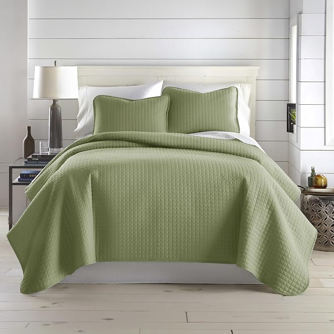 Southshore Fine Living, Inc. Bed Quilts Queen Size Set, Pet Hair Resistant Bedding, Soft Coverlet Queen Size, Full Quilt Set with 2 Pillow Shams, Lightweight Full Bedspread, Sage Green Quilt