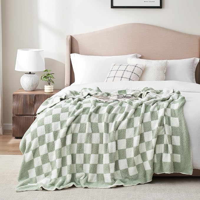 Snuggle Sac Checkered Bedding Blanket Twin Size 60x80, Super Soft Cozy Warm Knit Blankets, Reversible Breathable Lightweight Fluffy Throws for Sofa, Bed, Checkered Sage Green, 60x80 Inches