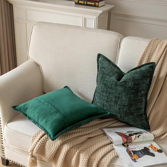 Yaertun Chenille Throw Pillow Covers 22x22 Inch Set of 2 Textured Broadside Soft Cozy Velvet Pillow Covers Modern Farmhouse Boho Decorative Pillow Cases for Couch Bed Sofa Livingroom Dark Green
