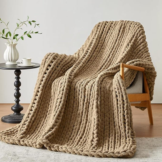 Negwoo Chunky Knit Throw Blanket, Knitted Throw Chenille Yarn, 50"*60" | Soft Thick Cable Knitted Blankets, Handmade Big Thick Blanket, Machine Washable Cute Comfy Blanket for Home Decor,Light brown