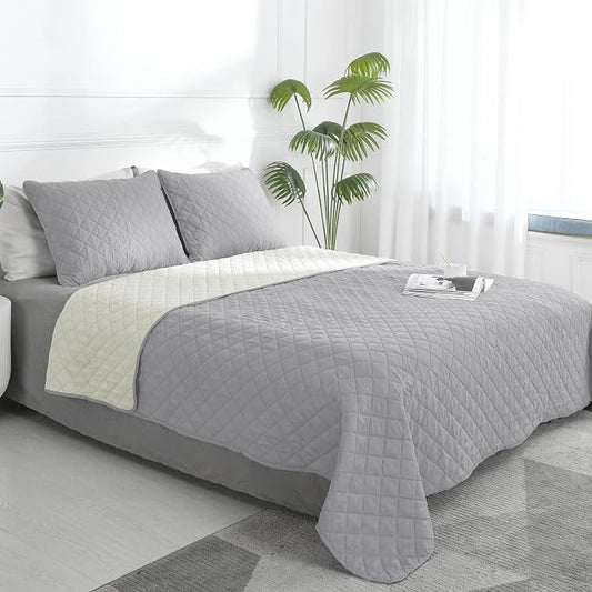 Easy-Going Reversible Quilt Set King, Bedspread with 2 Shams | Light Gray/Ivory, Lightweight Bed Comforter, 1 Quilt + 2 Pillow Shams, All-Season Coverlets for Bedroom